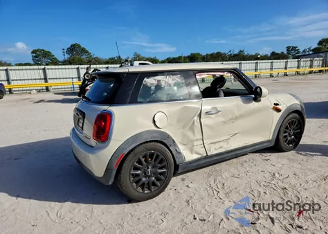2017 Mini Cooper z USA, uszkodzony, nr VIN WMWXP5C5XH3B77728